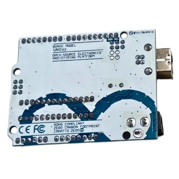 r3_arduino_d6bb1c40-be0d-434e-ac0f-ee91136084a6 - Roboracter